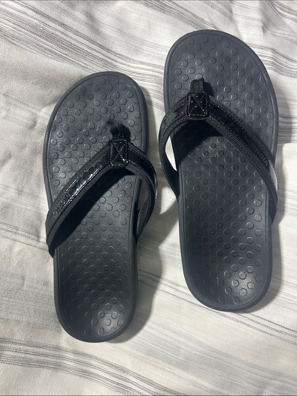 Vionic Black Women's Comfort Flip Flop Sandals